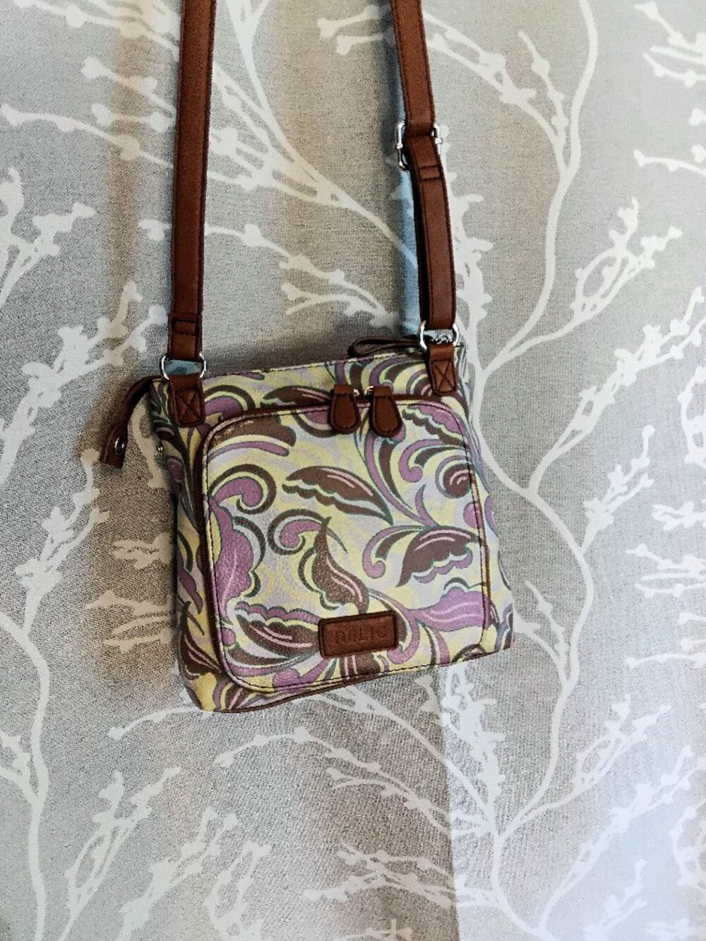 RELIC Boho Paisley Print Crossbody Bag | Adjustable Strap - Picture 3 of 14